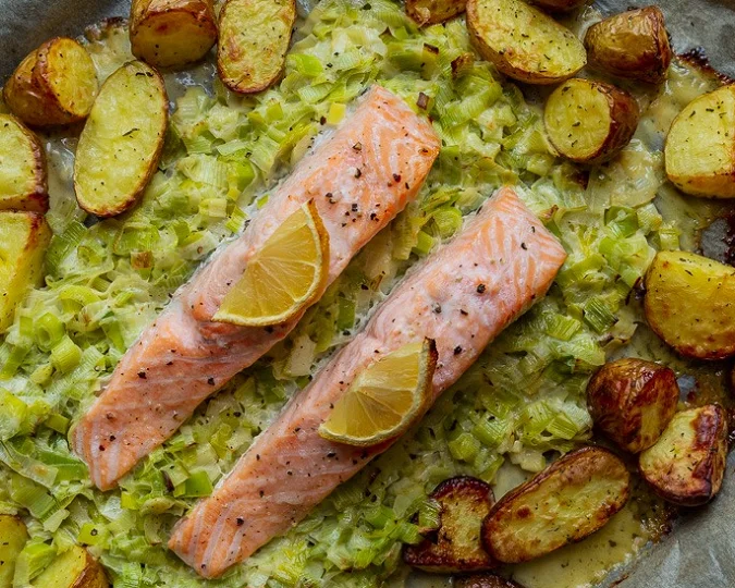 creamy salmon traybake